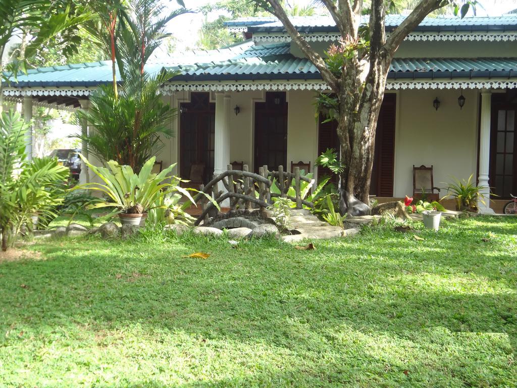 Thambara Villa Unawatuna Exteriér fotografie